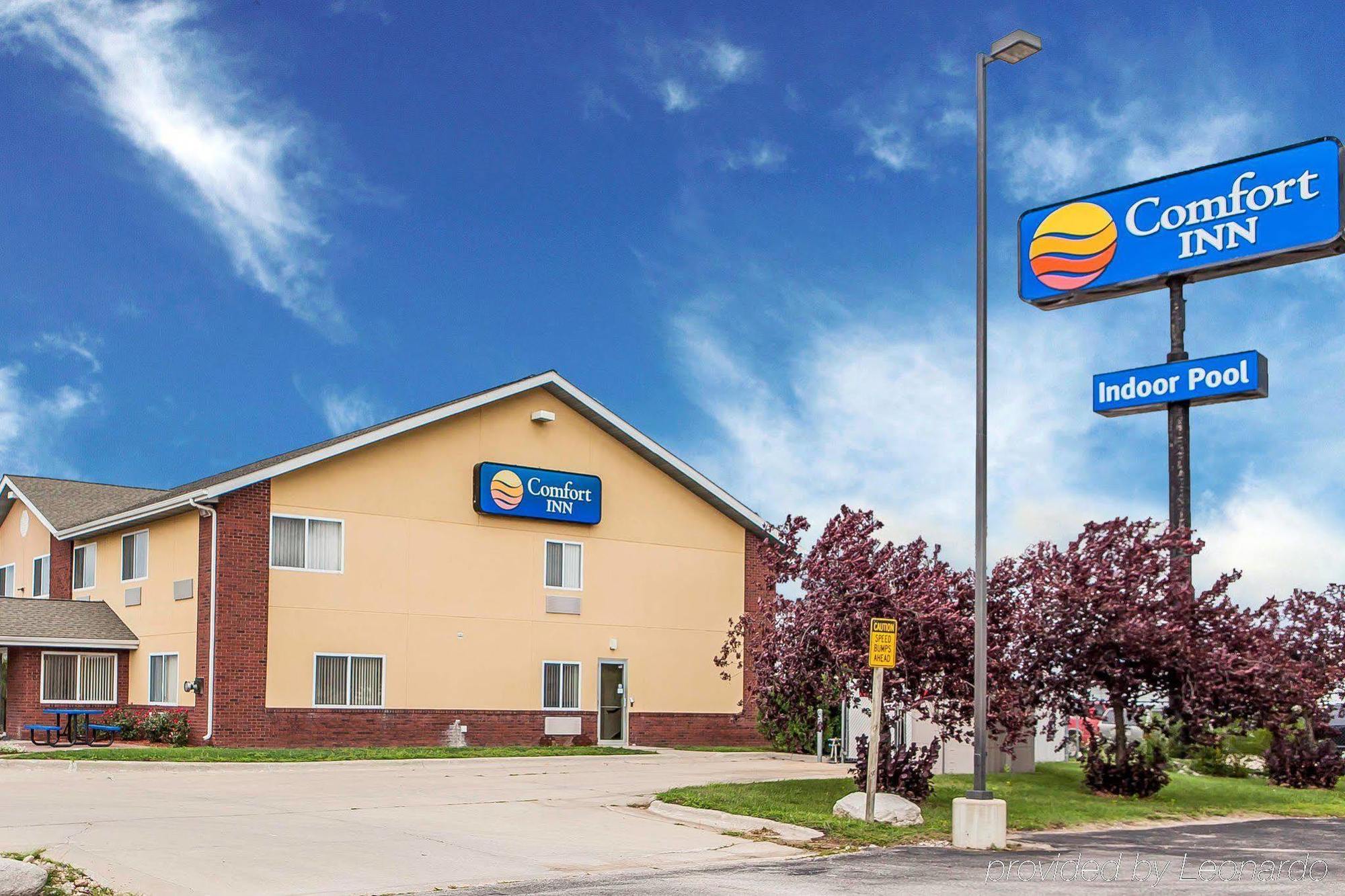 Baymont By Wyndham Fort Dodge Bagian luar foto
