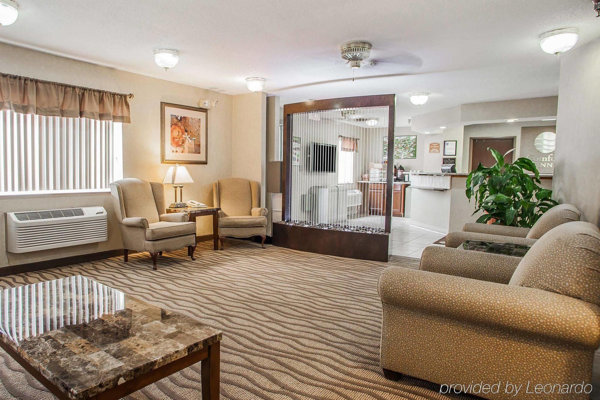 Baymont By Wyndham Fort Dodge Bagian luar foto